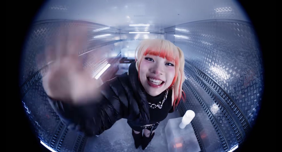 MAHINA☾ 赤鼻のマヒナ🦌 寒いよね、わかるよ #HANA #MAHINA