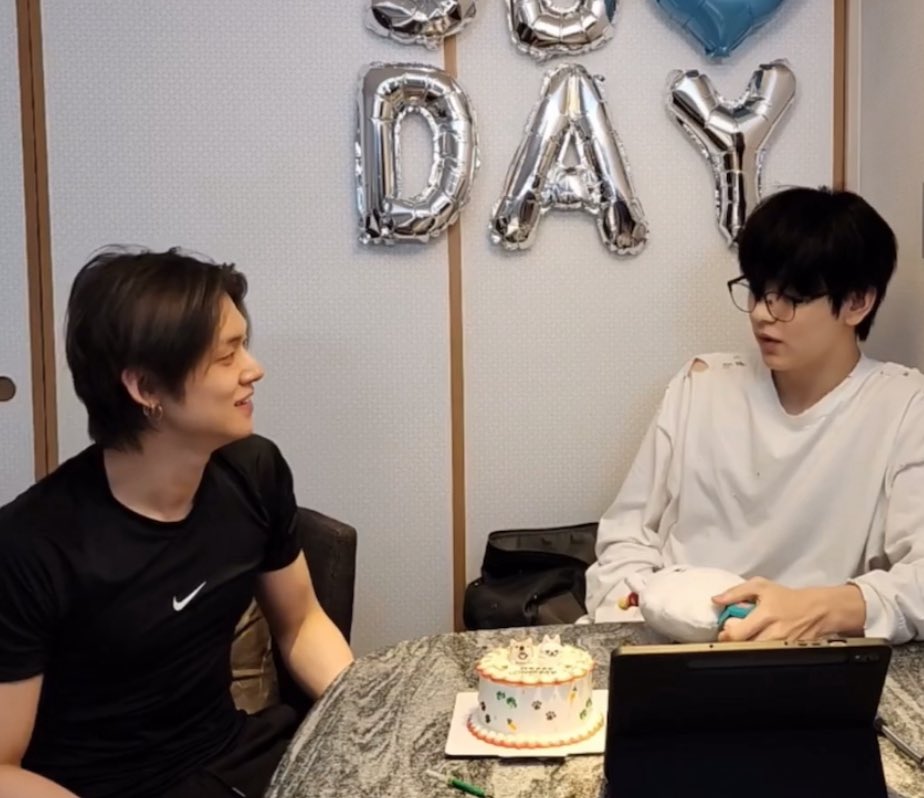 제로.. tweet media