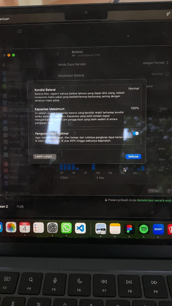 WTS MACBOOK AIR M2 2022 Midnight Blue 13,6inci 16GB/256GB

⭐️ Garansi on sampai 29 September 2026
⭐️ BH 100%
⭐️ fullset ori (pemakaian baru 2 bulan) 
⭐️ 12,5jt nett 
⭐️ dom jogja, siap cod atau anter sampai depan pintu

#wts #MacBook #jualcepat