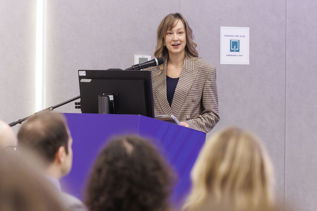 EK_Hrvatska's tweet image. Sudjelovali smo kao partneri na @institutrb Zagreb Science Communication Forum 2025 u #EKHrvatska koji je okupio znanstvenike, komunikatore, novinare i studente. Hana Huzjak, viša gospodarska savjetnica otvorila je forum dok je @MarcinMonko @ERC_Research 
održao #keynotespeech.