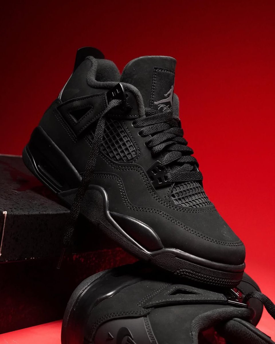 black cat 4s foot locker