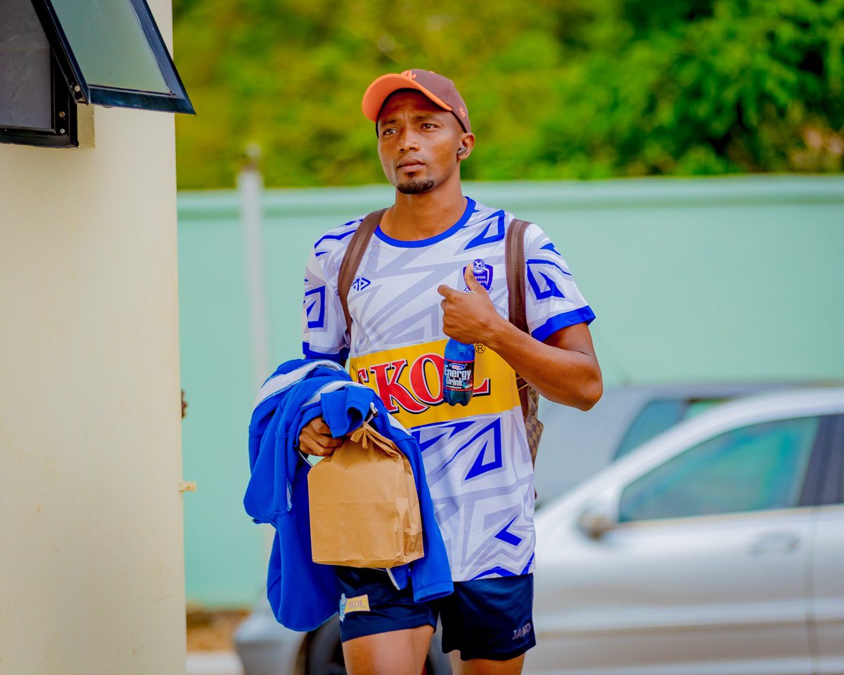 rayon_sports's tweet photo. #RPL || #RAYMUS
Our boys have touched down at Kigali Pele Stadium. Let’s get to work!
#Gikundiro https://t.co/k9FARoabSZ