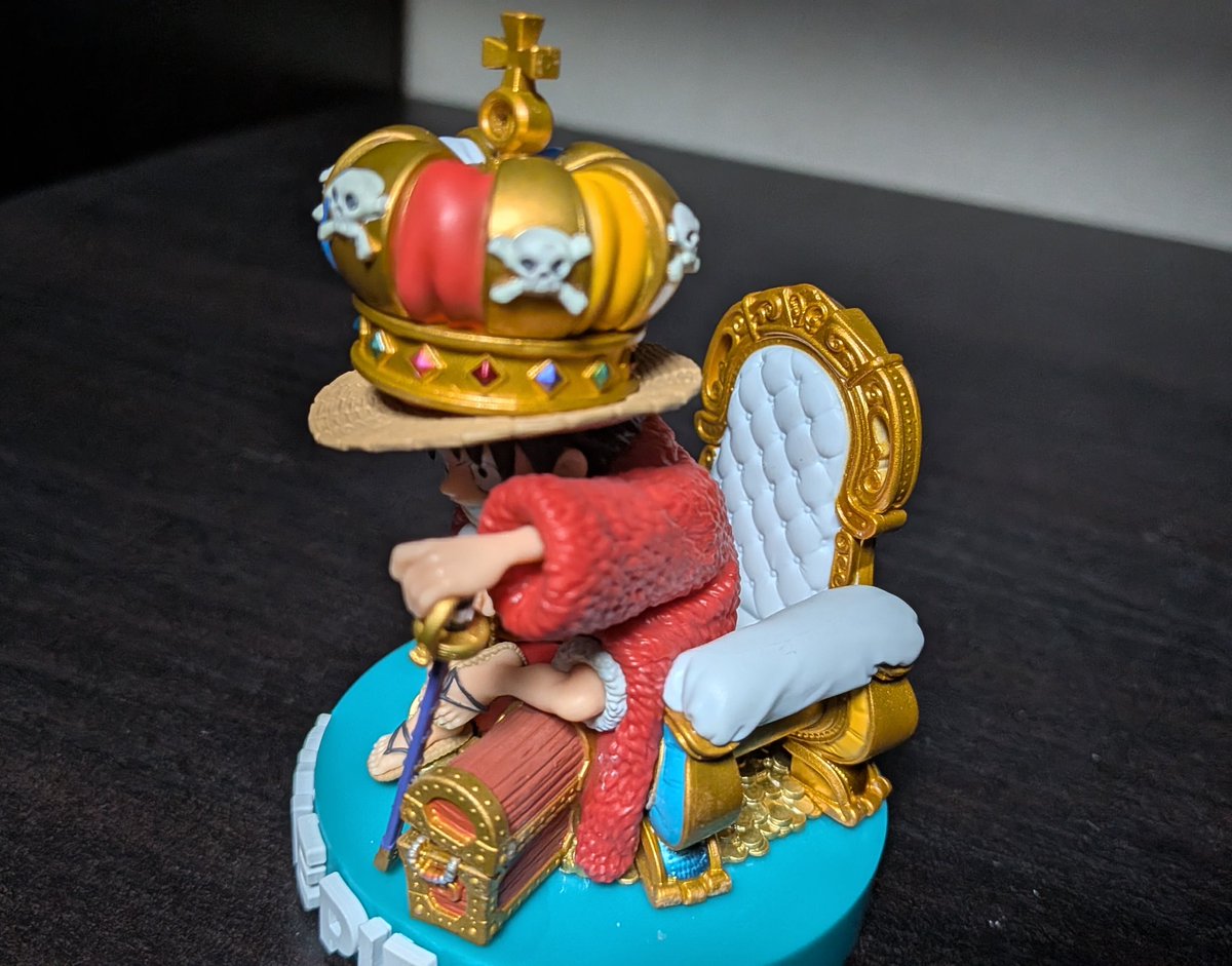 ONE PIECE ワールドコレクタブルフィギュア ONE PIECE BASE SHOP