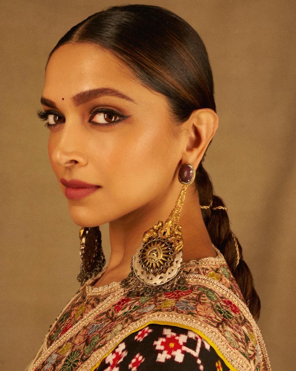 Deepika Padukone: The Bollywood Star That Fashion's Megabrands Are Betting  On | BoF, image size:959x1200