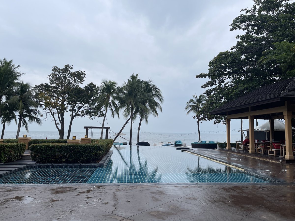Punn141's tweet photo. Work &amp; travel https://t.co/LtGXg0UdLf