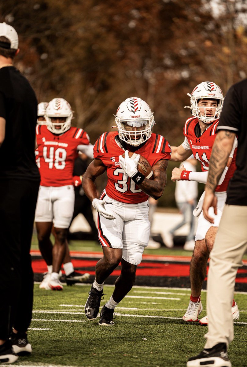 HuntleyJuels's tweet photo. -D1 FCS Transfer
-Running Back, 5’9” 185
-RS-Freshman 3 years Eligibility 
-843-432-9011
juelsallsports2020@gmail.com

HS Stats: (c/o 2024)
Ranked #11 for Rushing yards in SC (MaxPreps)

4yr Varsity Player
2x POY
All-State, All-Region, All-Stars
6516 All-Purpose yds
70 Total TDs, 20 Conv