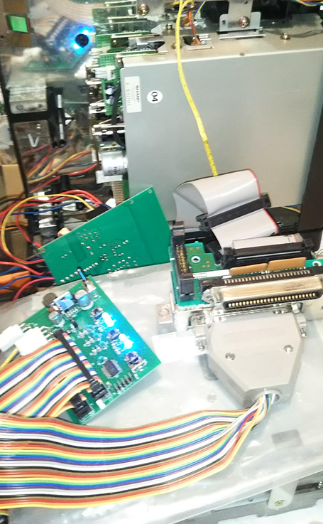 X68000にFD1155D
とりあえず、ドライブ0/1として動作を確認
あっさり動作して拍子抜け
失敗してもいいように、PICマイコンを追加で5個買ったんだけど…