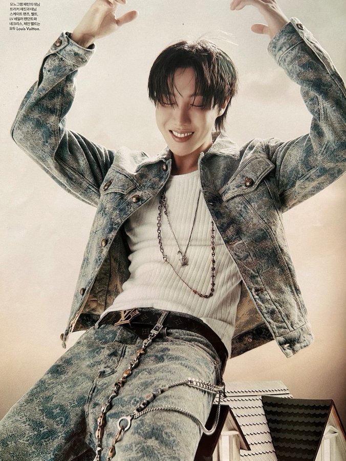 📊 Spotify Update 04.12.25

Mona Lisa  - 227,477,516 (+338.634)
Killin It Girl Solo Version - 94,339,130 (+285.469)

With an average of 280k daily streams, the solo version of KIG reaches 100M in 20 days. We can reduce that gap, so be sure to add it to your playlists.