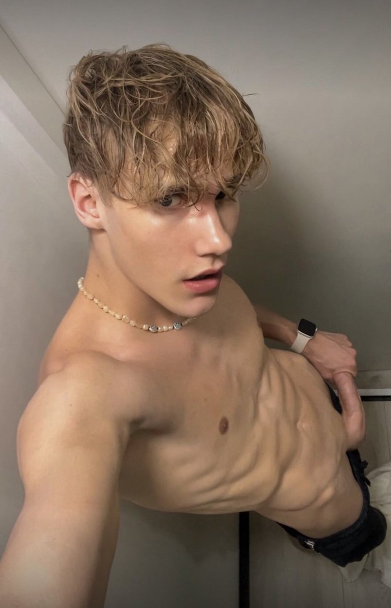 G7alPWJWMAA0wb3?format=jpg&name=medium