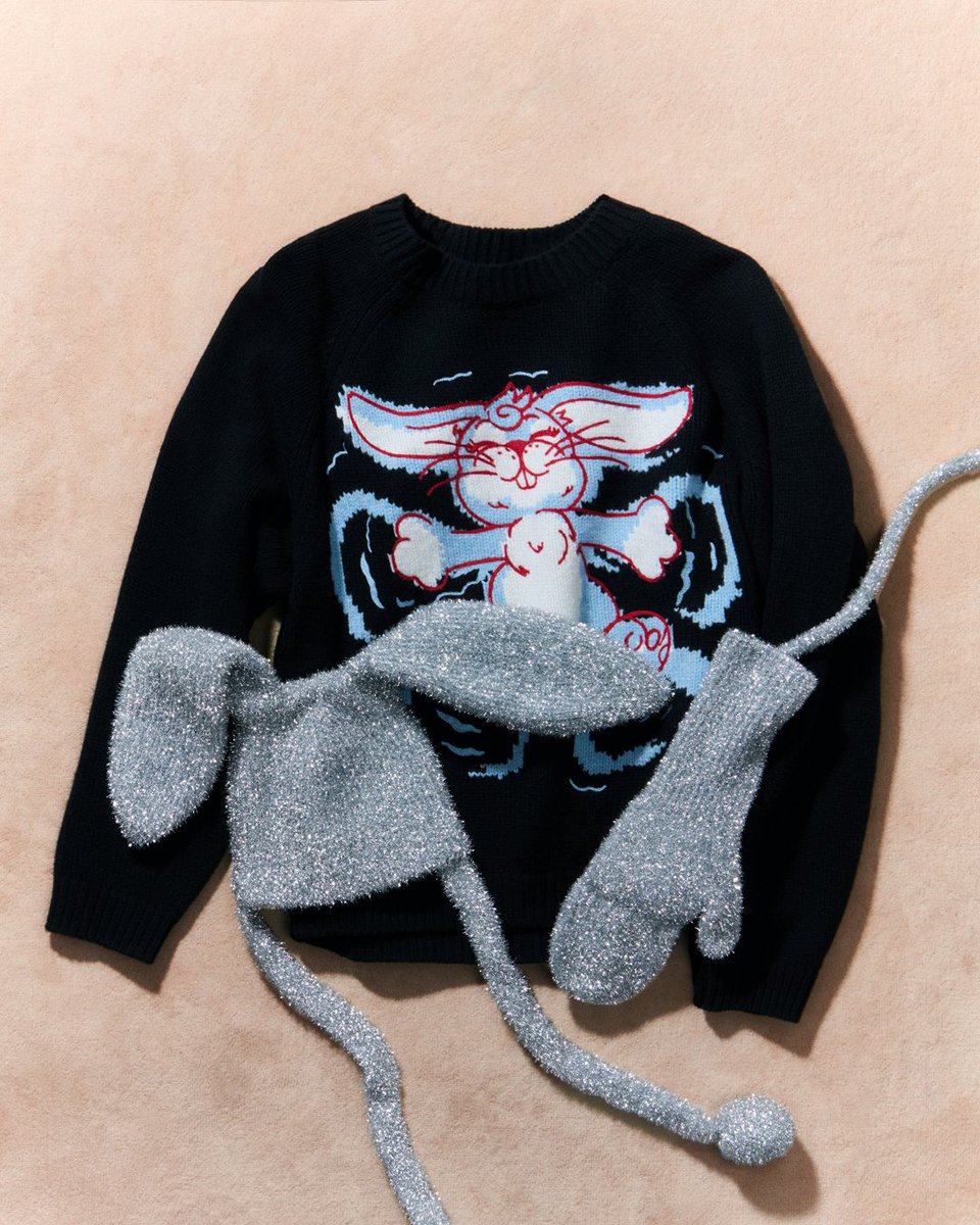 Wrap yourself in the magic of the Holiday Collection. From soft Wrap yourself in the magic of the Holiday Collection. From soft