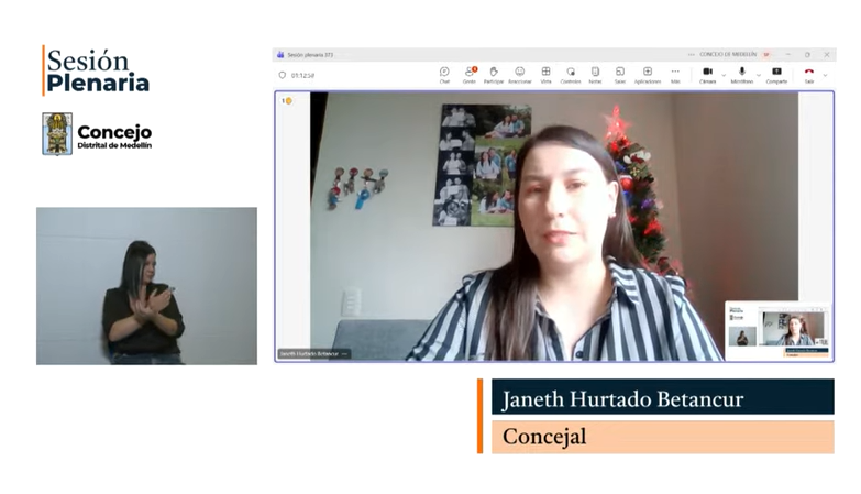 Durante #PlenariaCM, la concejala <a href="/Janeth_HB/">JANETH HURTADO B</a>   destacó la relevancia del proyecto al afirmar que se trata de una de las iniciativas “que enamoran”, pues las quebradas no solo cumplen funciones hidráulicas, sino que también son espacios recreativos para la ciudadanía.

La