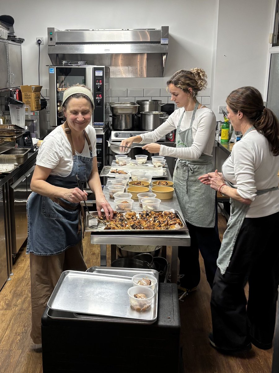 Studio Gobo tweet media