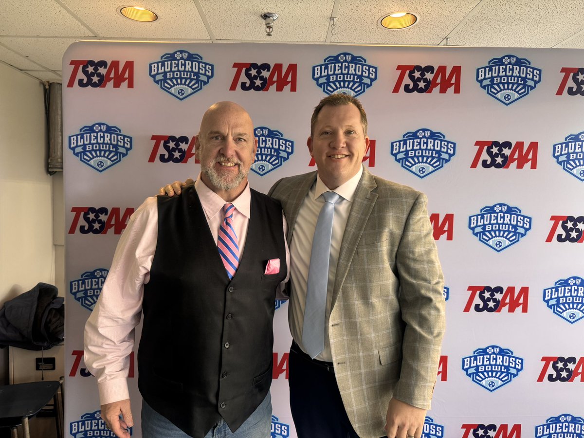 BIGJOEONTHEGO's tweet image. Move over Nantz &amp;amp; Romo, get ready for Hem and Haw.  Excited to call the 3 and 5A games on tv today.  @JeffHemPBP @TSSAA #Chattanooga #tennessee