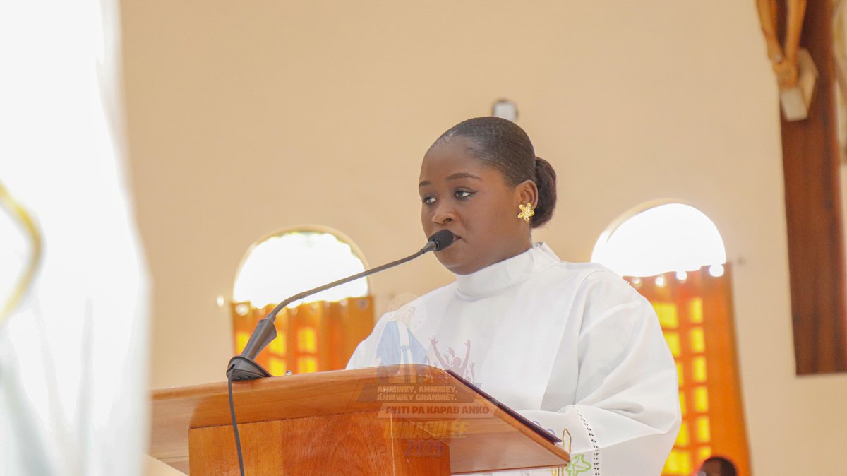 Pitit_Man_Mari's tweet photo. Vivez en images la Première Messe du 7ème jour de la neuvaine à Notre-Dame de l’Immaculée Conception #pititmanmanmarie #vivez #enimages #7eme #jour https://t.co/W3N1qIWTwq
