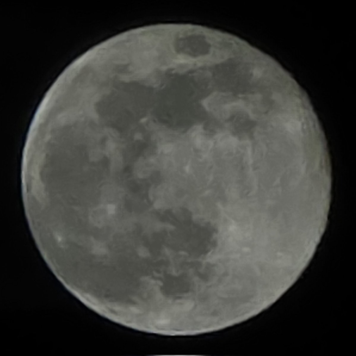 あれは満月の日だったね！
って言えるようにご縁を繋いでいきたいです🌝