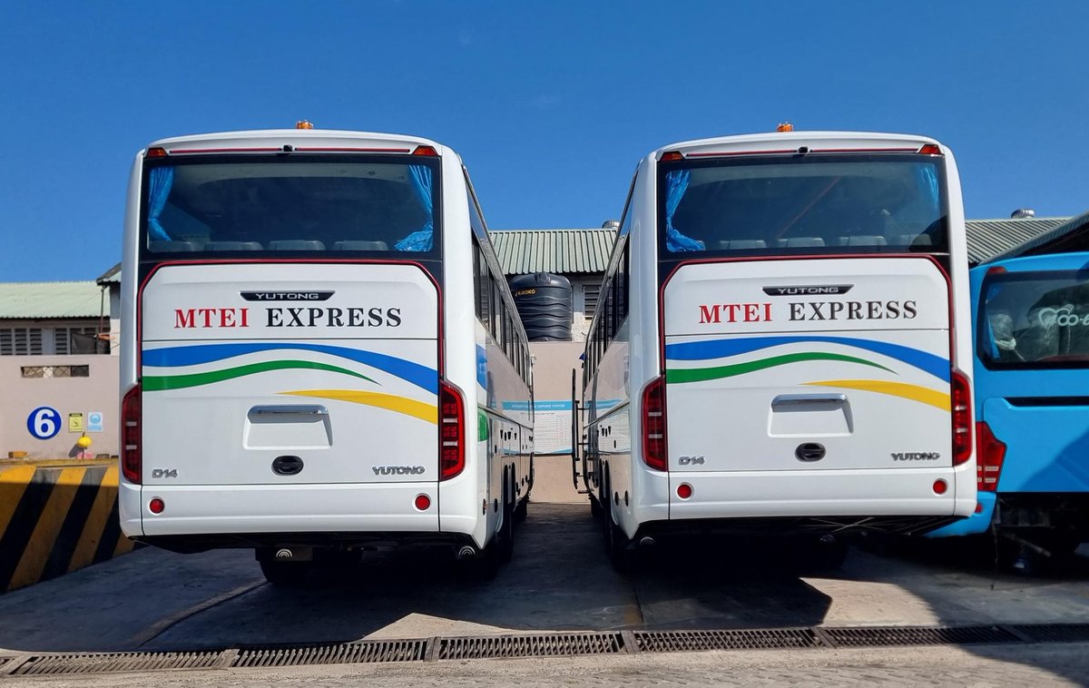 Dubai Port out 🔥 (DP WORLD)
#MteiExpress tena 2 unit

1. #SamaLuxuryCoach 1 unit
2. #GodFirstLuxury        2 units
3. #ShabibyLine              30 units
4. #NgasereHighClass  6 units
5. #ExtraLuxuryCoach    2 units
6. #SatcoExpress             10 units
7. #RatcoExpress