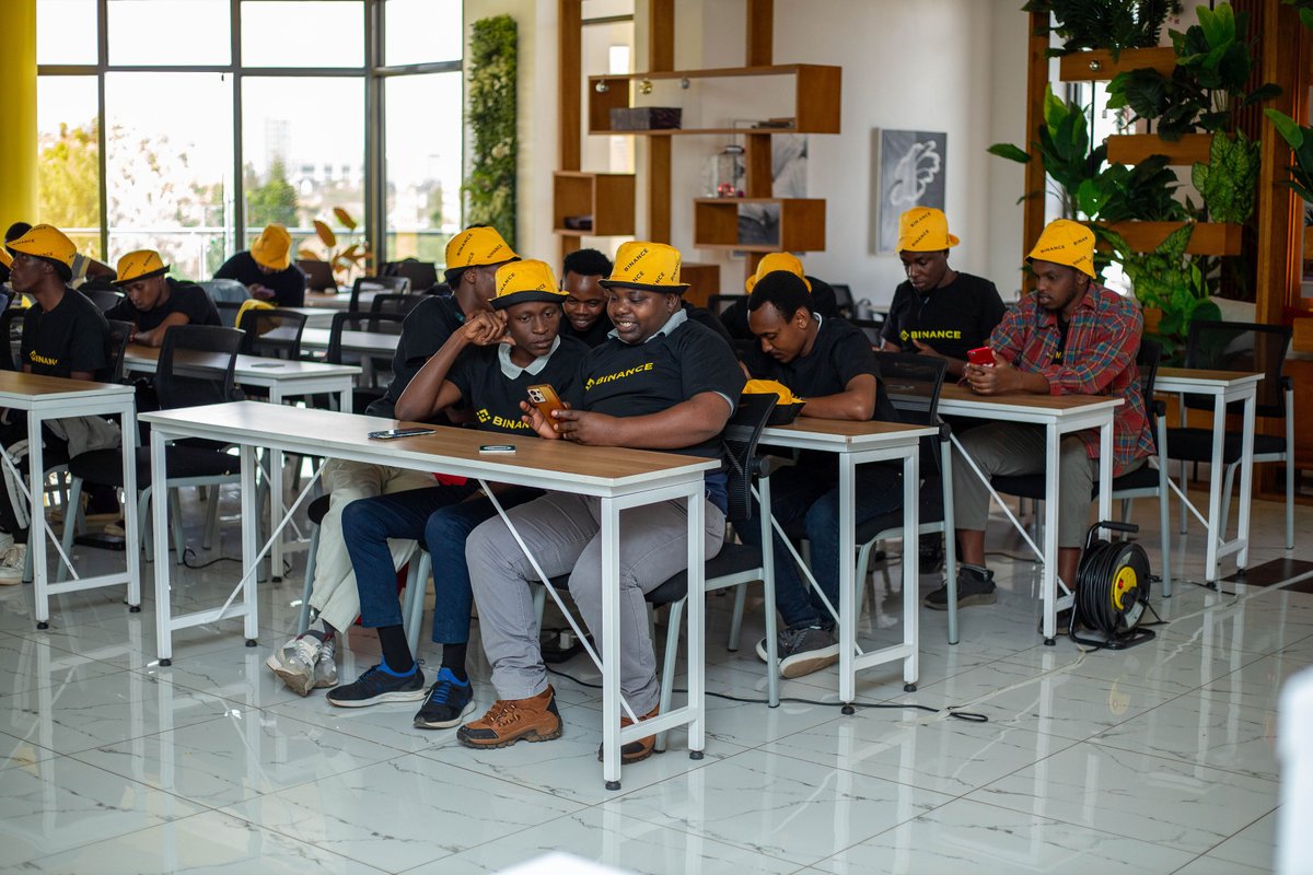 BinanceAfrica's tweet image. Nairobi, you were amazing! 🇰🇪

From live viewing to lively discussions, the #BinanceBlockchainWeek Watch Party had it all.

Grateful to everyone who joined and made it a success.