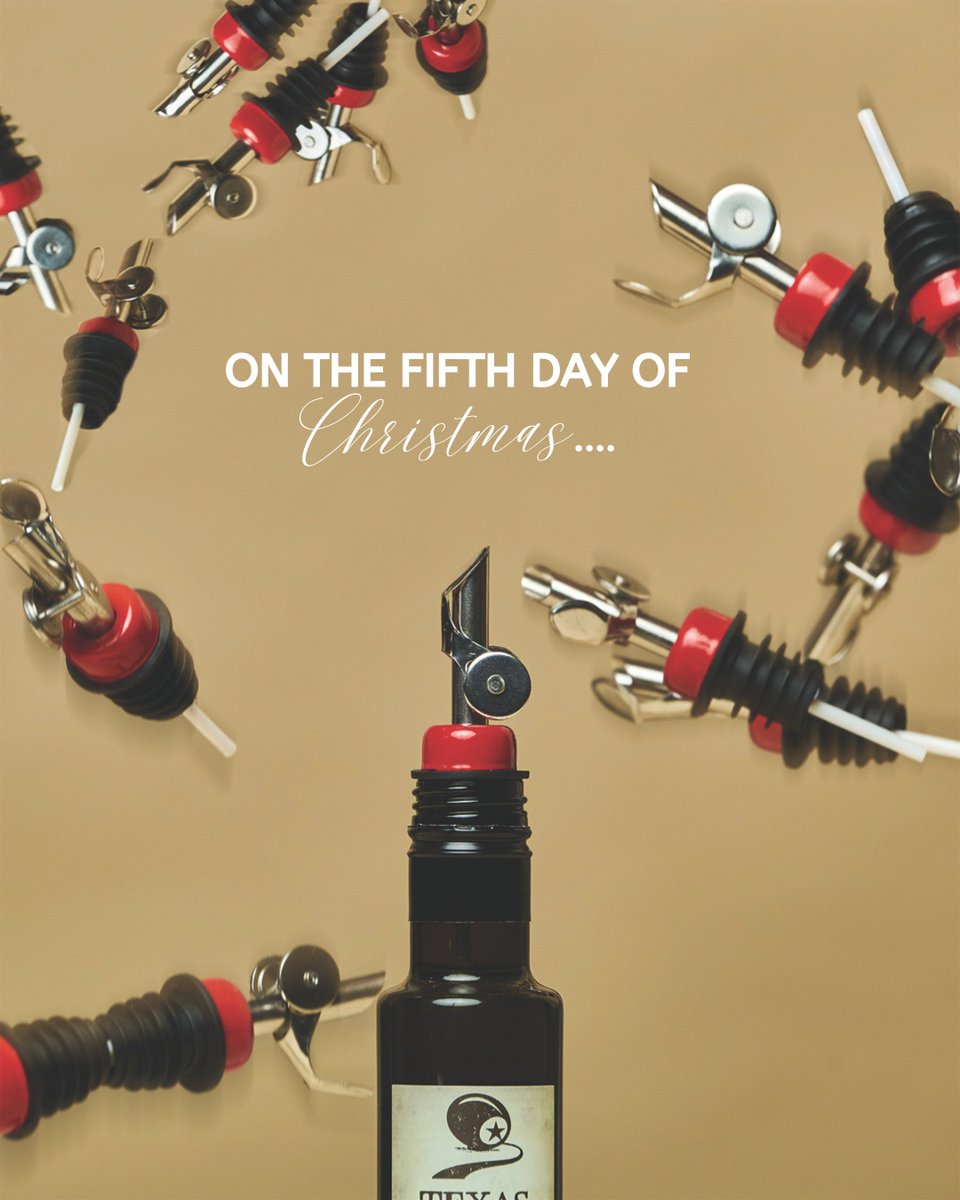 🎁 Day 5 🎁 Pour it like a pro! Spend $85+ and take home a Red Olive Oil Pour Spout ❤️🍶 (first 200 people)

Would you keep it festive in your own kitchen or gift it to a foodie friend? 🎁 Tag who deserves one!
#12DaysofOlives #GiftTexasFlavor