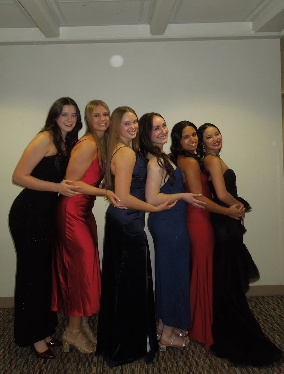 CreightonHonors's tweet image. Over 300 students attended the 4th annual Honors Winter Formal last Saturday! Thank you to everyone who continues to make this event one of the best nights on campus!