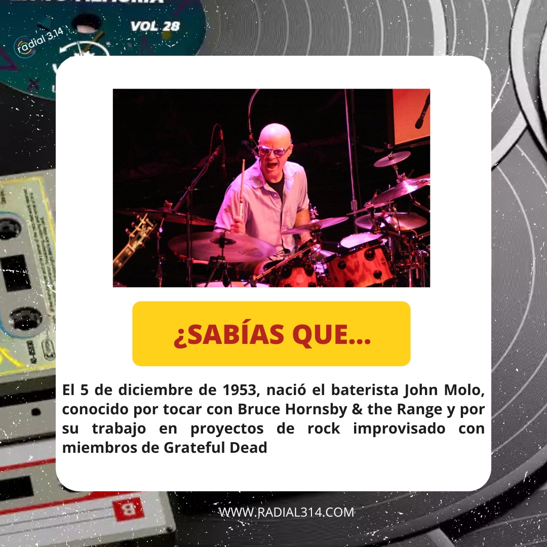 #UnDíaComoHoy de 1953, nació el baterista John Molo, conocido por tocar con Bruce Hornsby &amp; the Range y por su trabajo en proyectos de rock improvisado con miembros de Grateful Dead