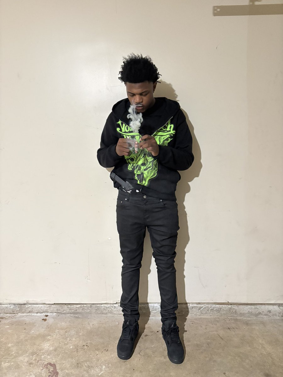 Slideeee5's tweet photo. 🩸🩸🩸 https://t.co/mVDyOO1Iyn