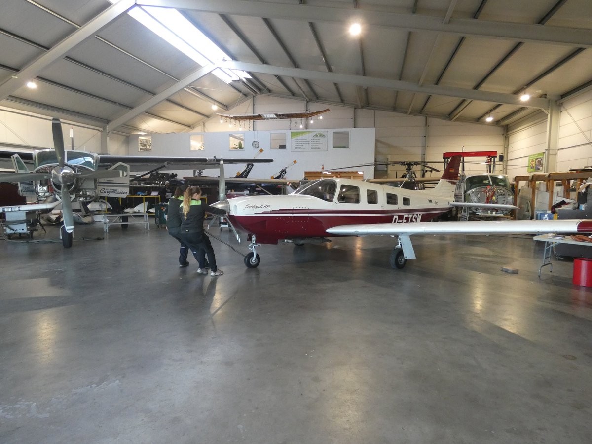 Zo, winter; even rust, nadenken over goede voornemens voor 2026…! 😎 
Heeft u wel eens gedacht over uw vliegtuig in een  CAMO? Geen zorgen over onderhoud of over avionics die uit hun uren lopen. Dat is nog eens een goed voornemen voor 2026! 
=> Meer weten? info@amnetherlands.nl