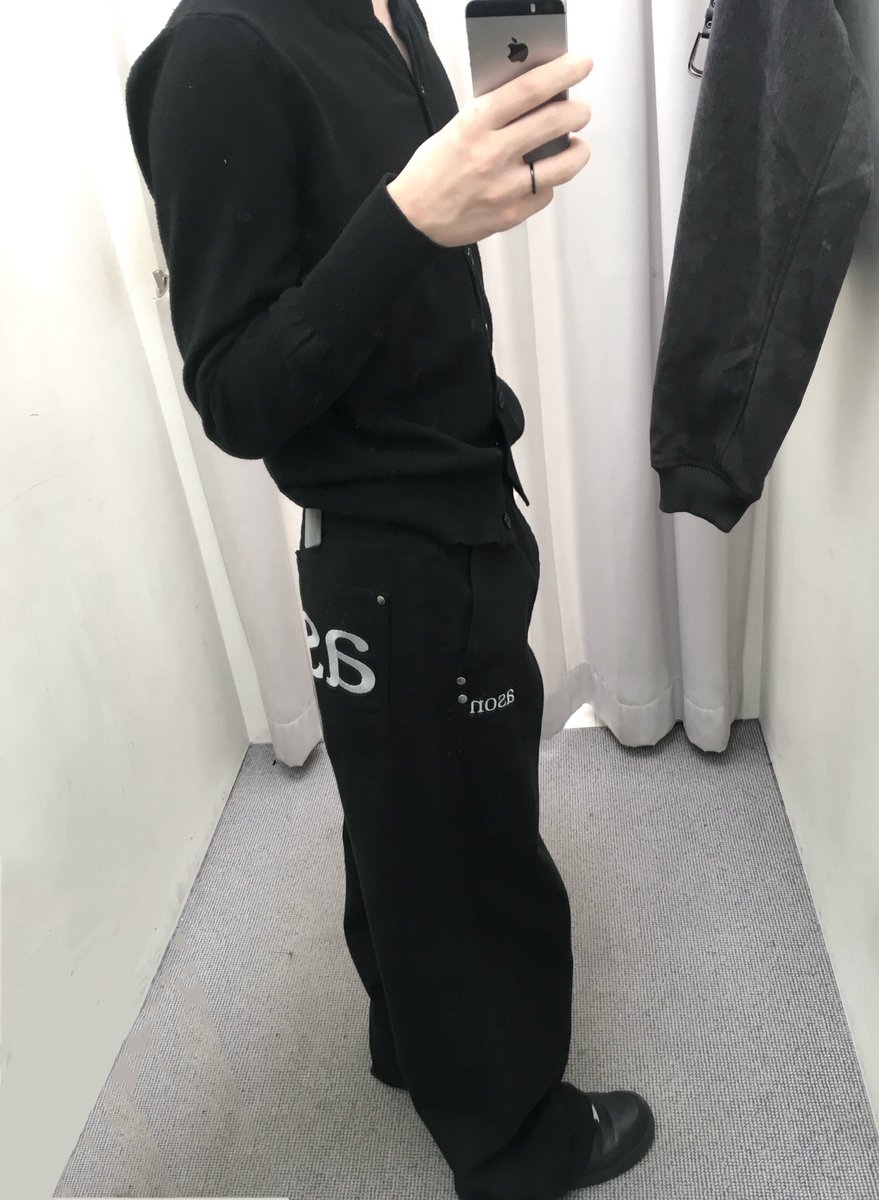 🧳 (@cxnmco) on Twitter photo 