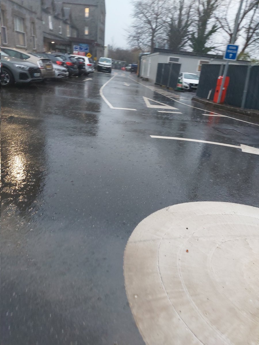 WildersLiz's tweet photo. #Day328 of #Day1798
#100daysofwalking
#200daysofwalking
#300daysofwalking
#365daysofwalking
#round5crew #MentalHealthAwareness #December2025🎄
Happy Friday, nasty day for a walk, soaked to the skin🌧☔️ https://t.co/HHLJr31Sn8