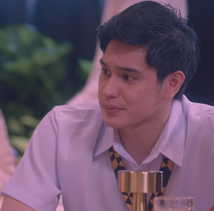 Mochiisznn's tweet photo. pogi mo mossing sevi !

FIRST GOLDEN MWAMWA      

#GSOTCutTheChase #GabLagman https://t.co/EvLVx4xfBS