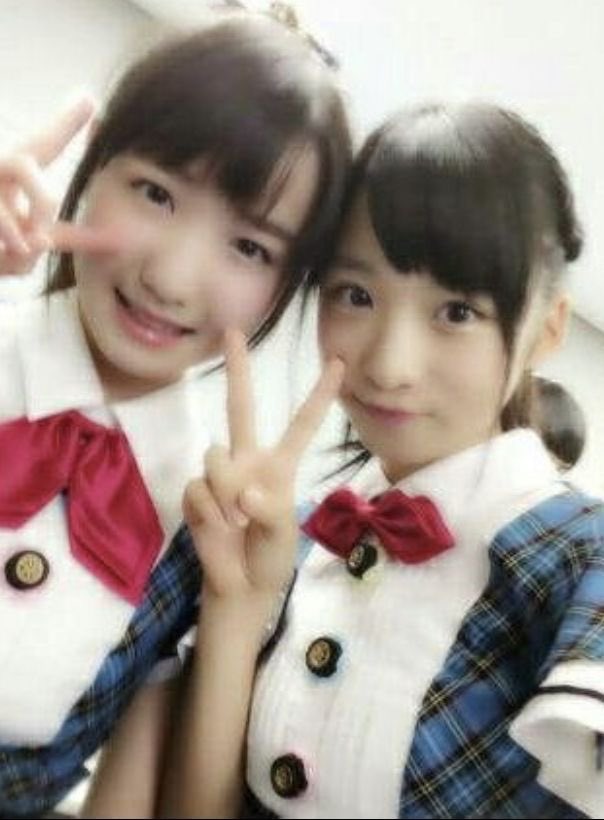 lowqhitomi's tweet photo. hiiyui (2015)                        hiiyui (2025) https://t.co/kjhRfWMIiL