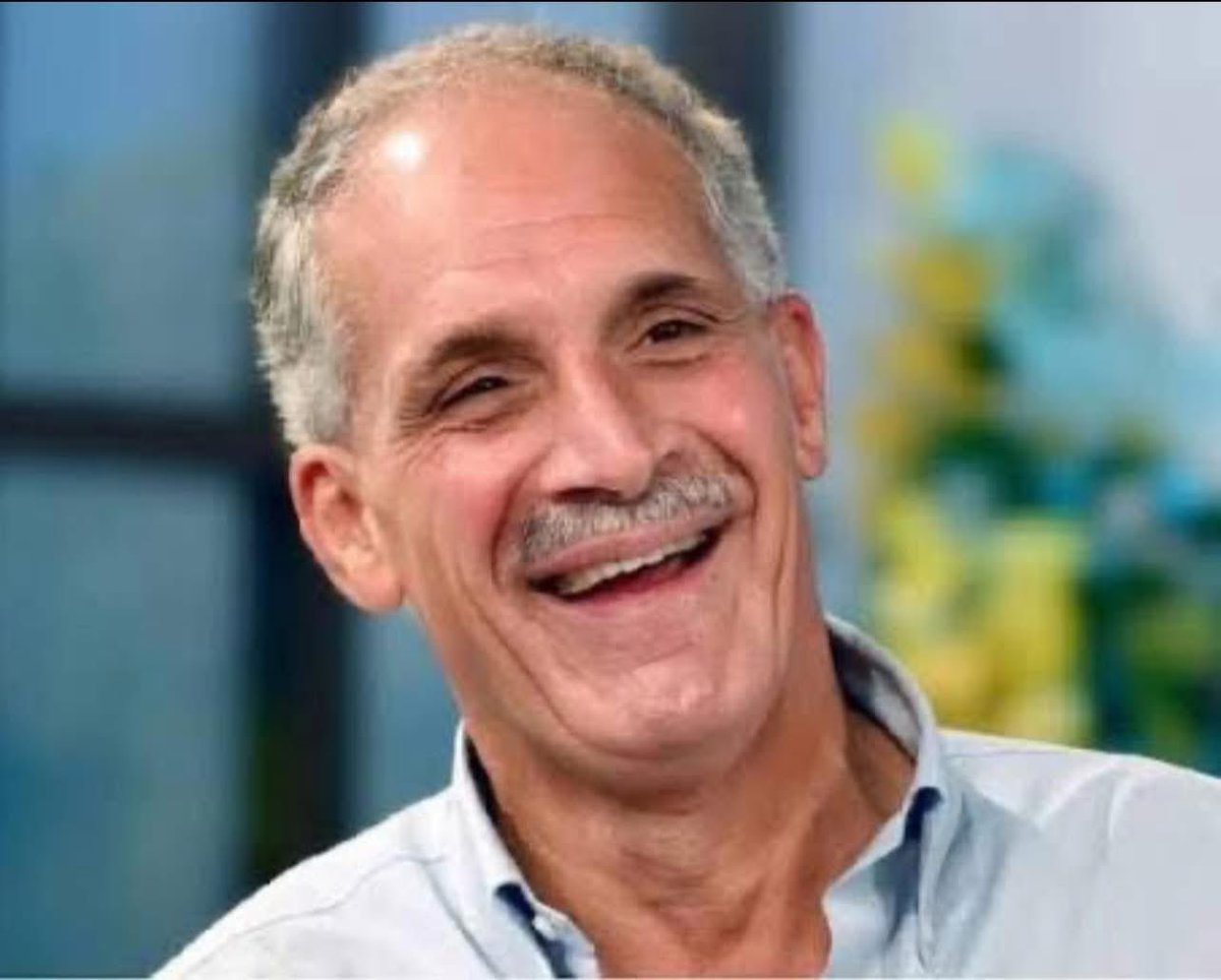 Mario_H28's tweet image. Sabía que Tito Asfura, a pesar de su carisma, enfrenta los siguientes delitos:
•Lavado de activos.
•Malversación de caudales públicos (desvío de dinero público).
•Fraude.
•Uso de documentos falsos.
•Violación de los deberes de los funcionarios.

Aunque él afirma que esto…