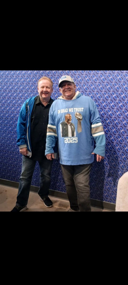 dwingsman2's tweet photo. @laurabagley4 @971theticketxyt Let's Go!!! https://t.co/uqC8y5LfxW