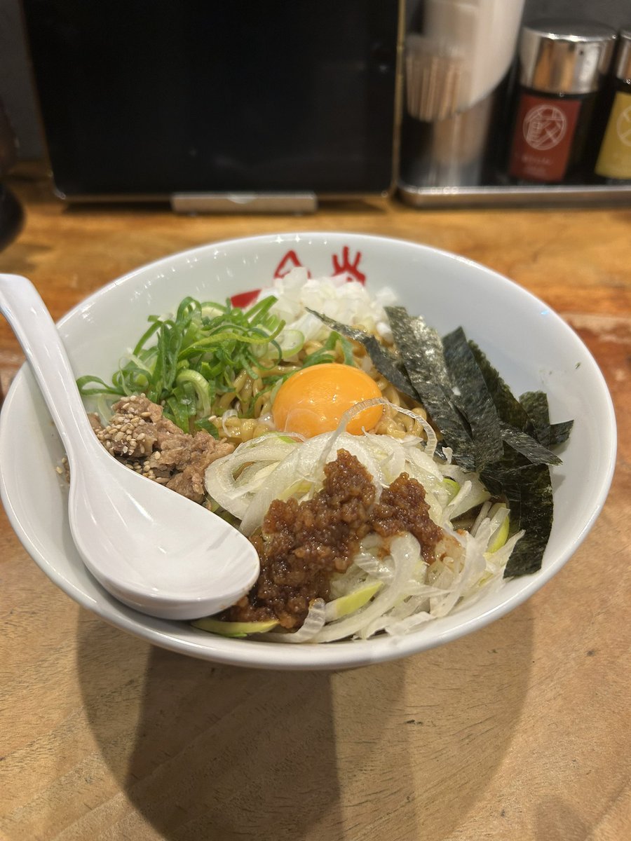 期間限定
店舗限定
ってワードに弱いので
一風堂の油そば行って来た🍜