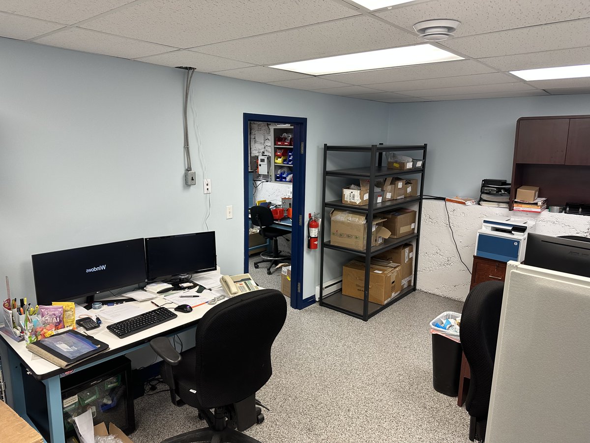 Cameron_Inst's tweet photo. To give you a look at what’s new here at Cameron Instruments, we’re excited to share photo highlights of our newly completed renovations!

keep an eye out for more as we continue to grow into the new year!

#RenovationReveal #CalibrationLab #FutureReady #CompanyGrowth https://t.co/eiiEaVU3Ae