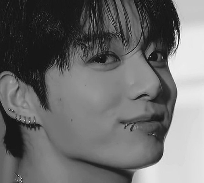 ๐ท๐๐๐.๐ฉ๐๐๐๐๐๐โ๐จ๐๐๐๐๐๐๐๐ ๐จ๐ฑ tweet media