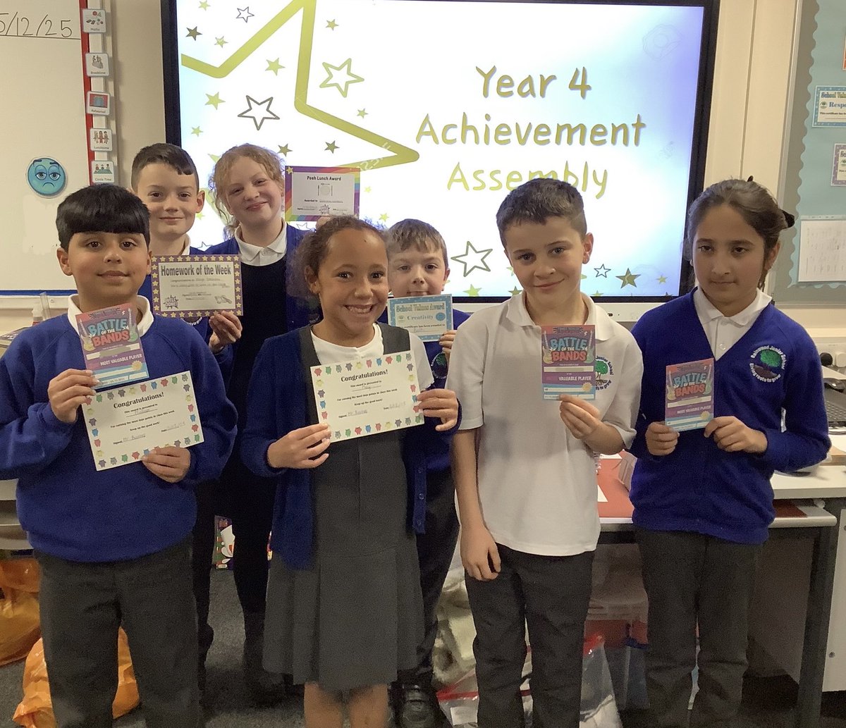 ReinwoodJuniors's tweet photo. Congratulations to the Achievement Assembly winners from #RJS4B! #RJSBehaviour https://t.co/se0hGIO4SG