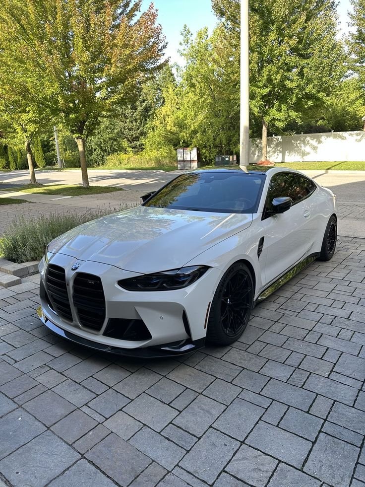 DChat__'s tweet image. I look at her and feel that traffic jams today are just an opportunity to lift my spirits with the sound of the engine.🤩