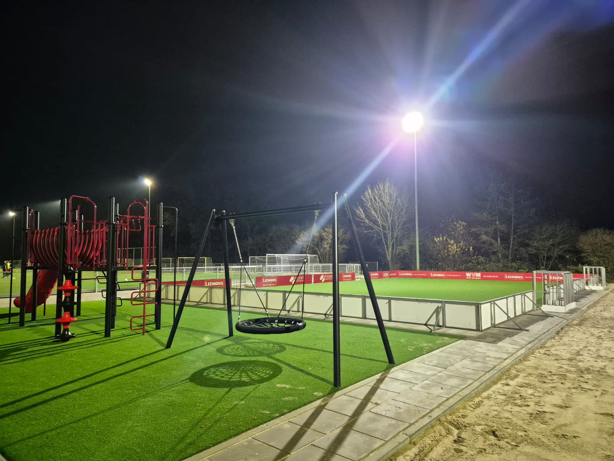 Opening van de nieuwe Leemans Mini-Arena en speelplek deto.nl/nieuws/algemee…