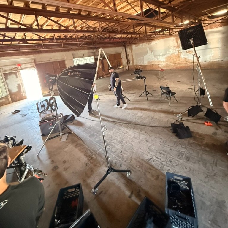 LensofJared tweet media