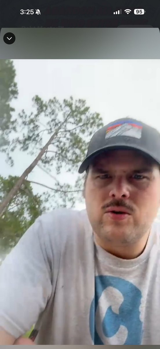 TannerLeeCookDM's tweet photo. @DebtMasterGod @FindomDetective FYI: THIS is what @DebtMasterGod REALLY looks like. These are photos taken from a live video he hosted in spaces. He’s using old and heavily edited photos. https://t.co/wqVroaLMgu