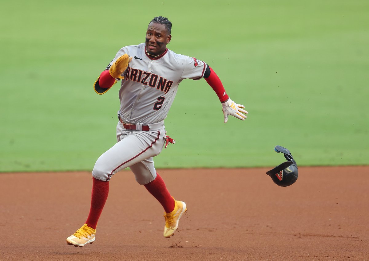 Describe Geraldo Perdomo in one photo. 

I'll start: