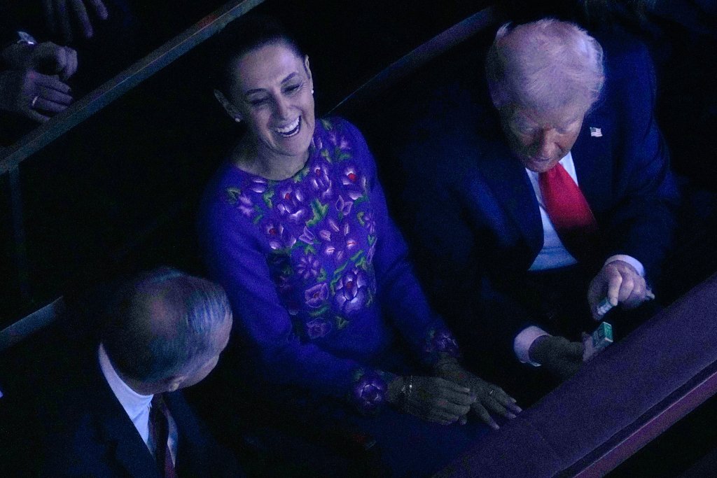 — como les decía: la oposición me la sigue pelando.