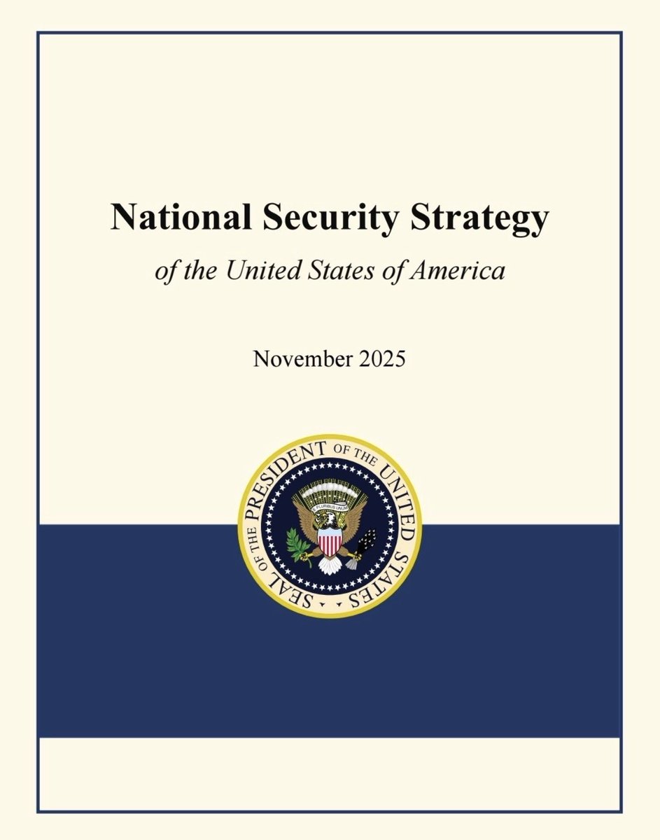 ABD Ulusal Güvenlik Stratejisini yayınladı. Küresel rolünü daraltan ama stratejik rekabeti genişleten, ekonomi odaklı bir güç stratejisi planlanmış. Ekonomik rekabeti ağırlıklı bir dünya düzeni tesis etmek istiyor. Uygulanabilirliği tartışılır. Bekleyelim, görelim.