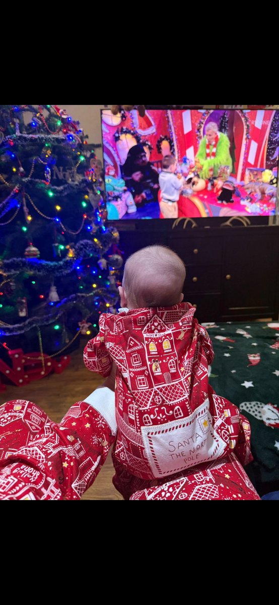 lewiemedia's tweet photo. #rtelatelatetoyshow
#LateLateToyShow 

Baby Joey first toy show https://t.co/rCOOIqbmav