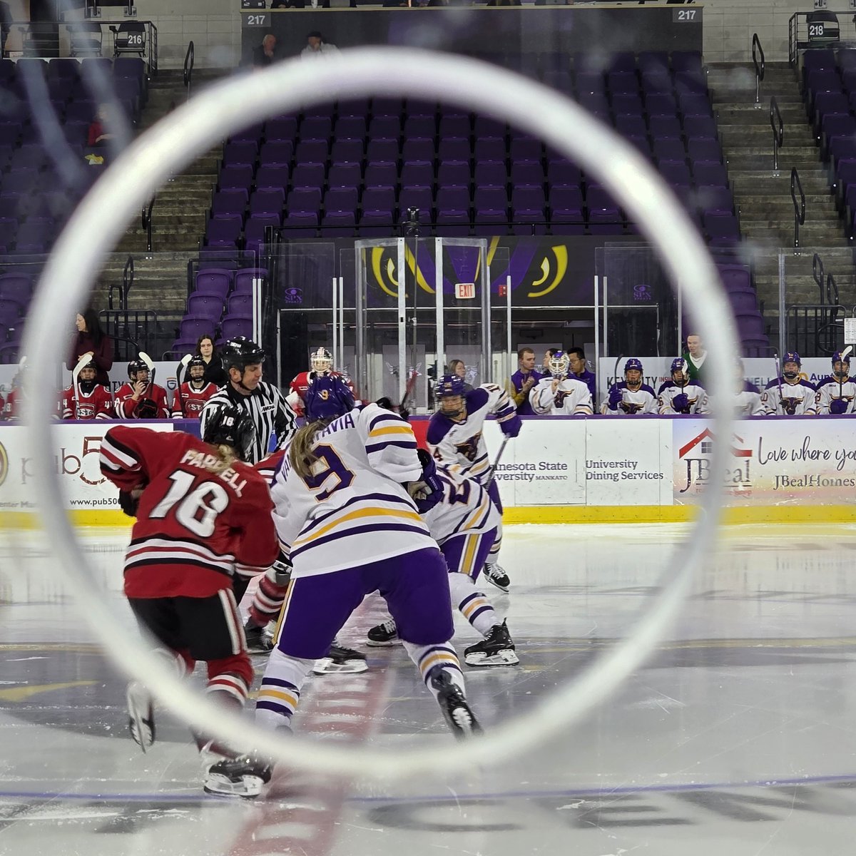 Obligatory #GlassHole puck drop <a href="/MinnStWHockey/">Minnesota State Women’s Hockey</a> vs <a href="/SCSUHuskies_WHK/">St. Cloud State Women’s Hockey</a> <a href="/WCHA_WHockey/">WCHA Hockey</a> ##HornsUp