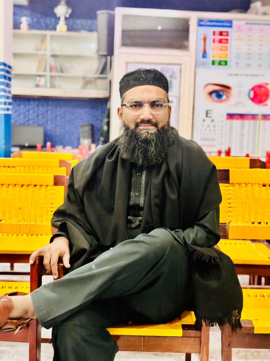 SyedAliImranS20's tweet photo. یارسول اللہ صلی اللہ علیہ وسلم 
آپ جب اپنے غلاموں میں پکاریں گے مجھے
بادشاہ اٹھ کے میرے قد کی طرف دیکھیں گے ♥️♥️😔😢 https://t.co/rxmkizkoDy