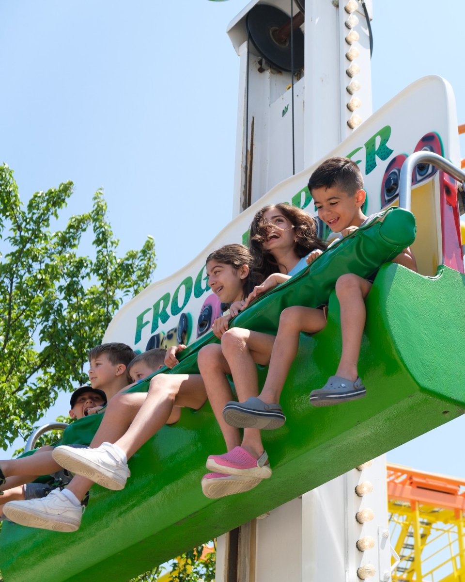 Hopping into the weekend like... 

Parents - don't you just love watching the giggles on Frog Hopper? 🐸