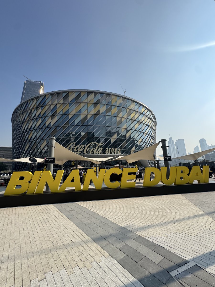 ElricOnChain's tweet photo. I was at #BBW Binance Blockchain week Dubai 🇦🇪. 

Alot of Great conversations and interesting discussions. 

@binance is shaping the industry and setting an example. 

$BNB &amp; $ASTER is worth accumulating range lows. 

#Binance #Bitcoin #BNB #ASTER https://t.co/dr1Cj0T6Gu