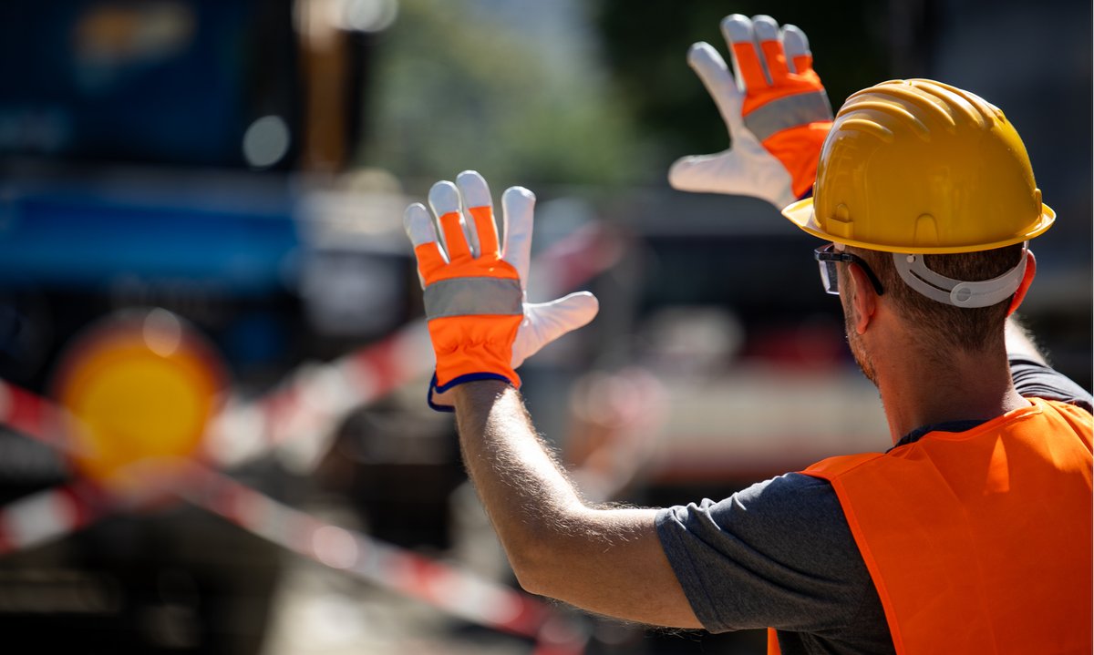 iiiorg's tweet image. .@ZurichNA is now requiring video surveillance on NYC construction projects after a pilot program cut #workerscomp claims by more than 70%, showing signs of where construction #insurance and tech-driven risk mitigation is headed.

Learn more: cnb.cx/4i9nZtk