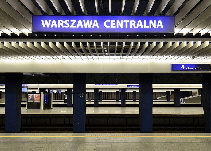 Marcinql's tweet photo. Dziś wiele się mówi o 50-leciu Dworca Centralnego. Ale warto pamiętać, że tu chodzi o 50-lecie budynku - natomiast Dworzec Centralny jest świetnym przykładem tego, jak Sto Lat Planowania doprowadziło do powstania docelowego obiektu. Zapraszam na wątek! 1/n https://t.co/FG0GkgcTzv